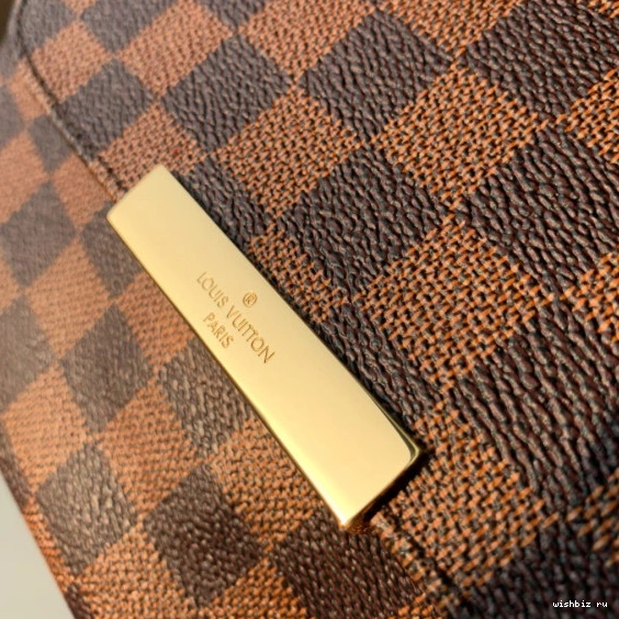WIS Favorite Louis PM Vuitton 1126